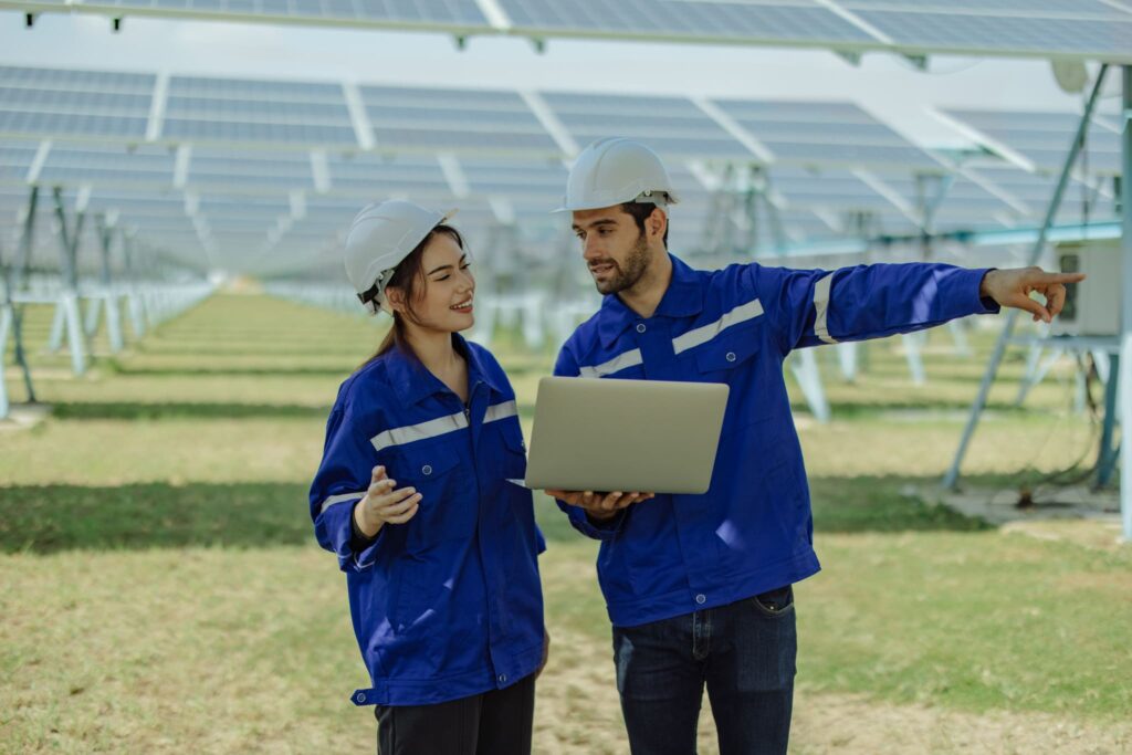 Empresas de ahorro energético: Soluciones de eficiencia y energía solar para distintas industrias